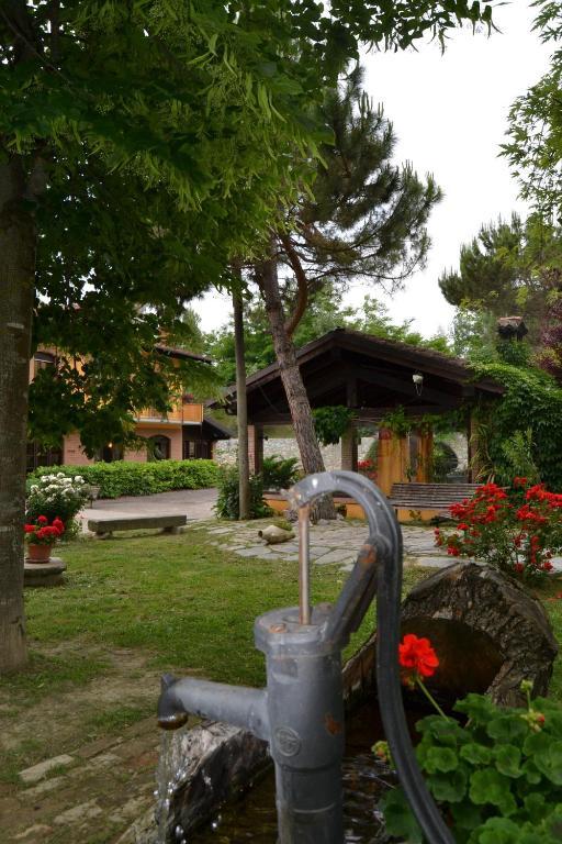 Trattoria Vecchio Mulino Bed and Breakfast Niella Tanaro Εξωτερικό φωτογραφία